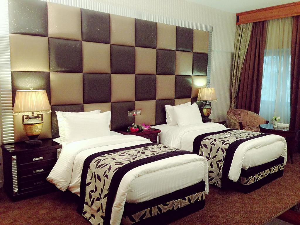 Abjad Grand Hotel Dubai Quarto foto