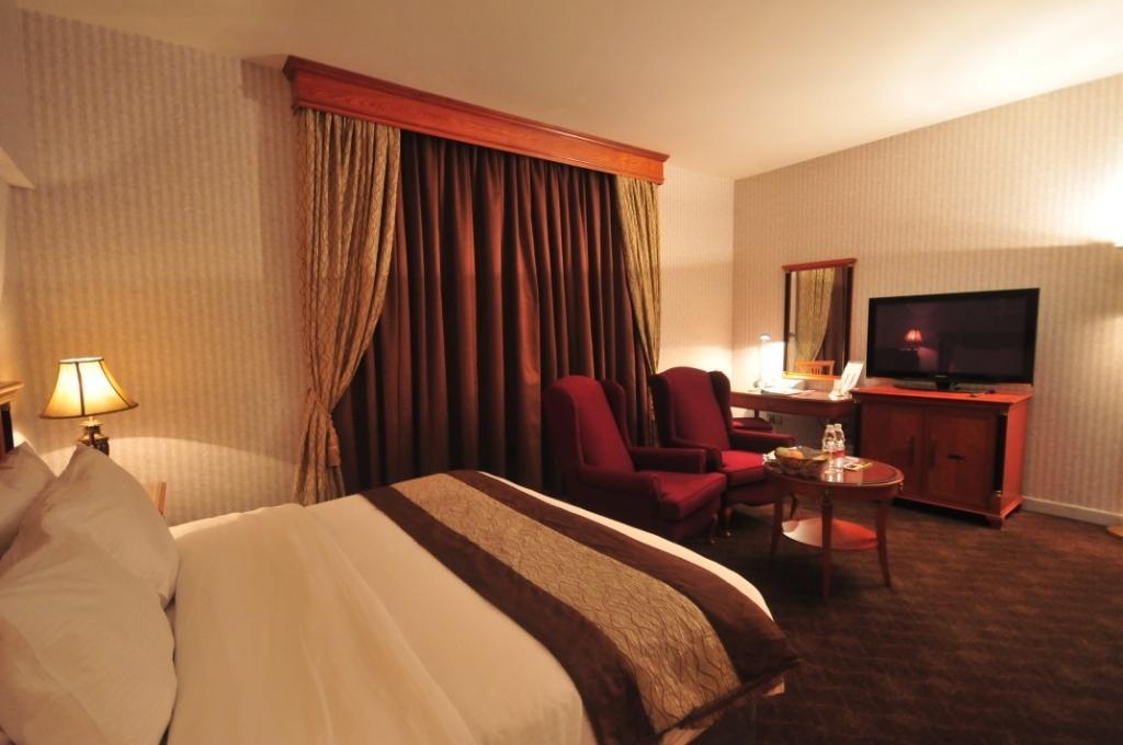 Abjad Grand Hotel Dubai Quarto foto